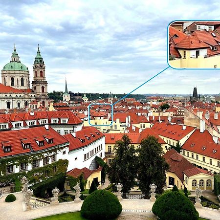 At The Blue Lion & Parking Assistance Apartment Prague Exterior photo
